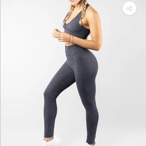 Buffbunny Confidential SET